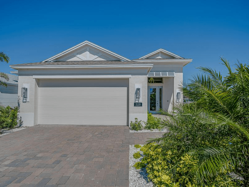 67523784-230502-vero-beach